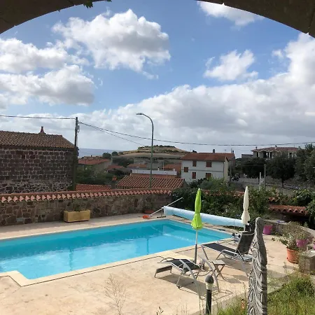 Sard Paradise * Ruinas