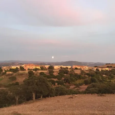 Sard Paradise Bed and Breakfast *